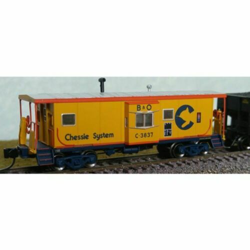 Bluford Shops N Scale ~ New 2019 ~  Frisco SLSF #1735 Bay Window Caboose 44091 